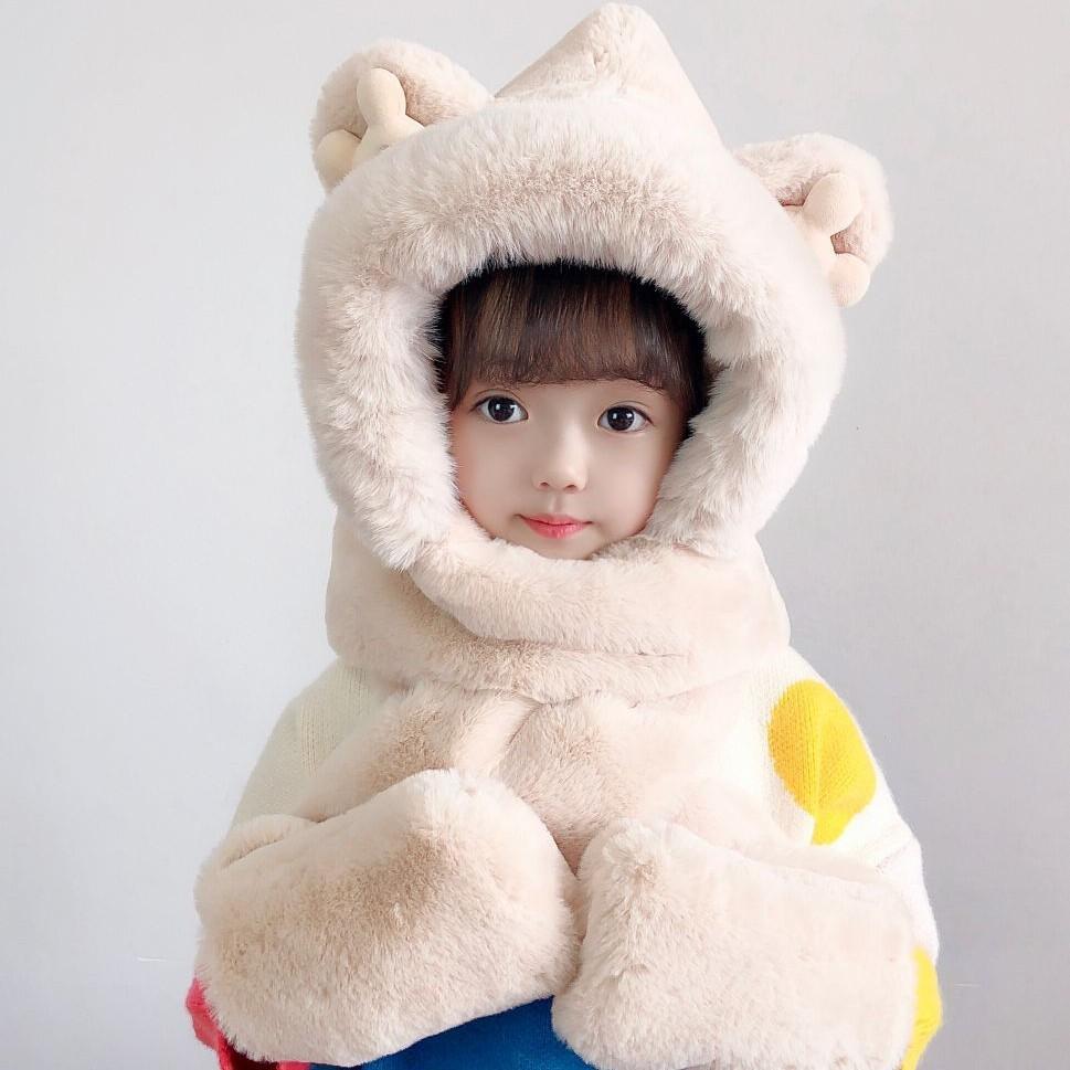 Children's Three-piece Hat Winter Cute Girl Scarf Gloves Integrated Hat Baby Plush Thickened Plush Warm