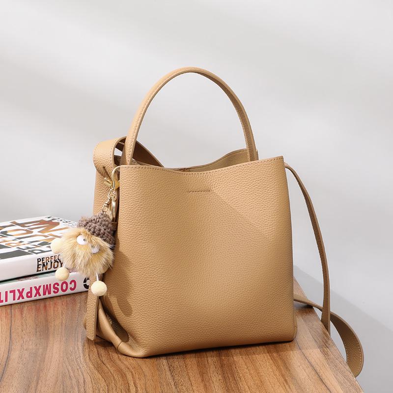Genuine Leather Women's Crossbody Bucket Bag - Large Capacity, High-End Feel for Spring/Summer