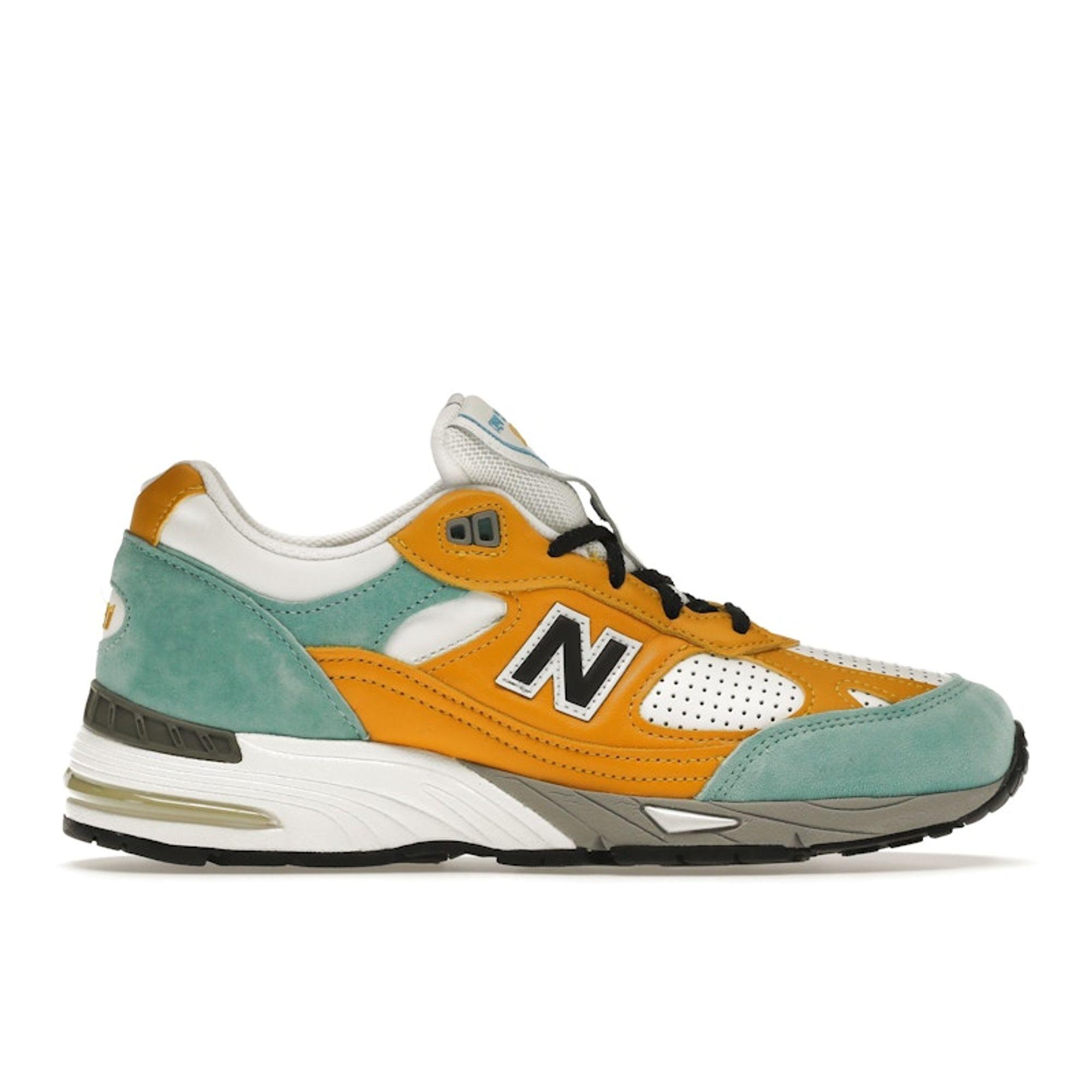 

New Balance Sneakersnstuff x 991 Made in England Secret Colorway Women Sneakers Yellow Mint White W991SNS 40