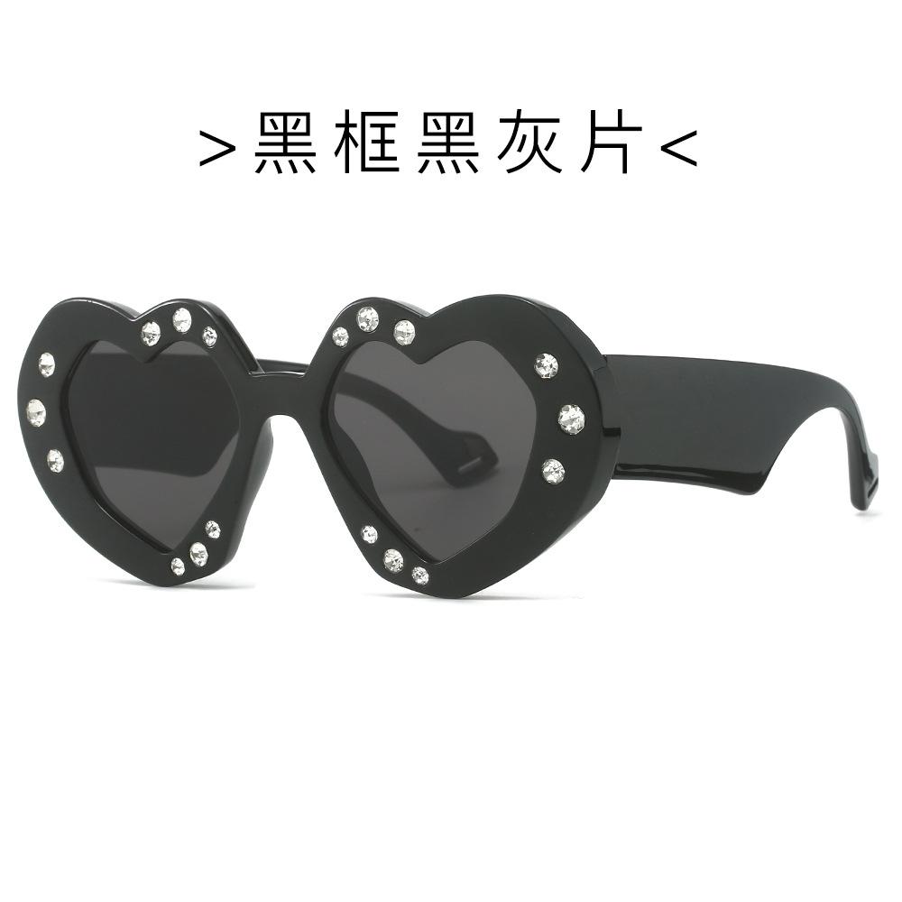 

Diamond Studded Latest Heart-shaped Sunglasses Custom Style For Women Dance Sunglasses Party Decoration Sunglasses