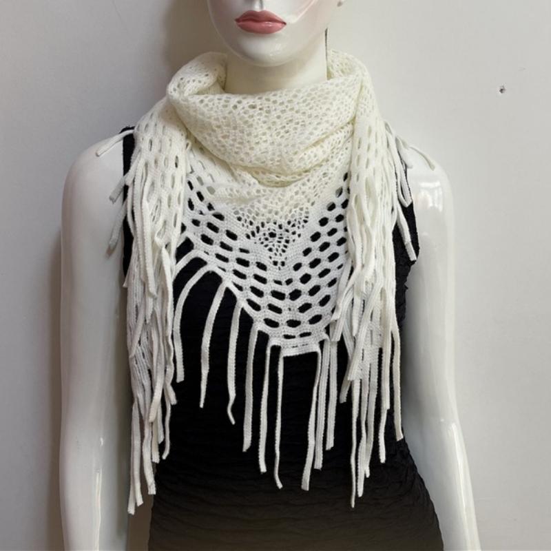 1pc Knitted Hollow Tassel Circle Scarf