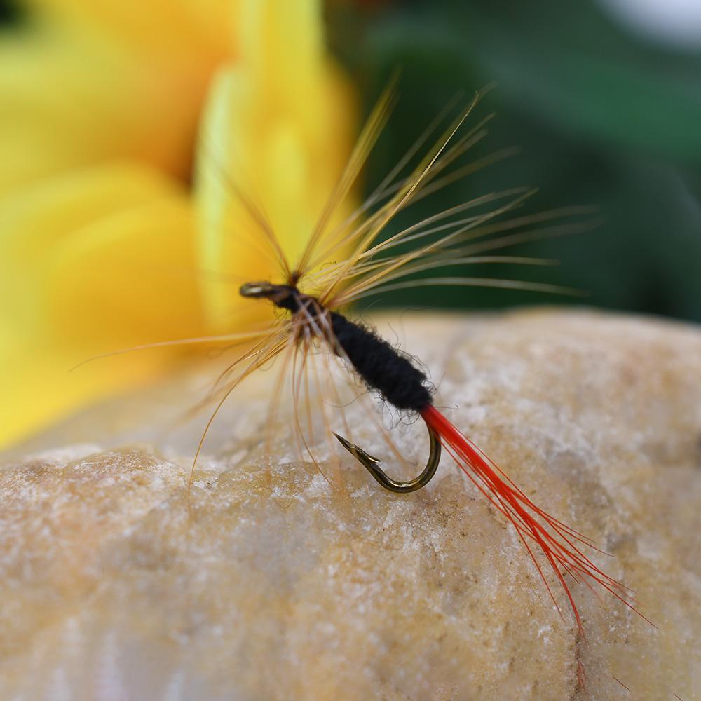 MNFT 10Pcs 12# Brown Beard May Fly Red Tail Wet Fishing Fly Trout Bait Flies