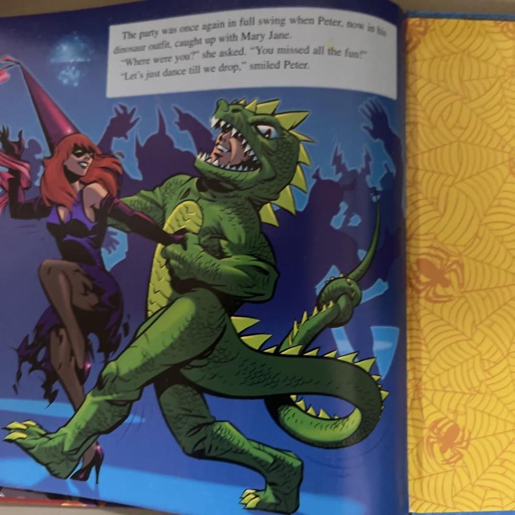 [USED] SPIDER-MAN: English picture book