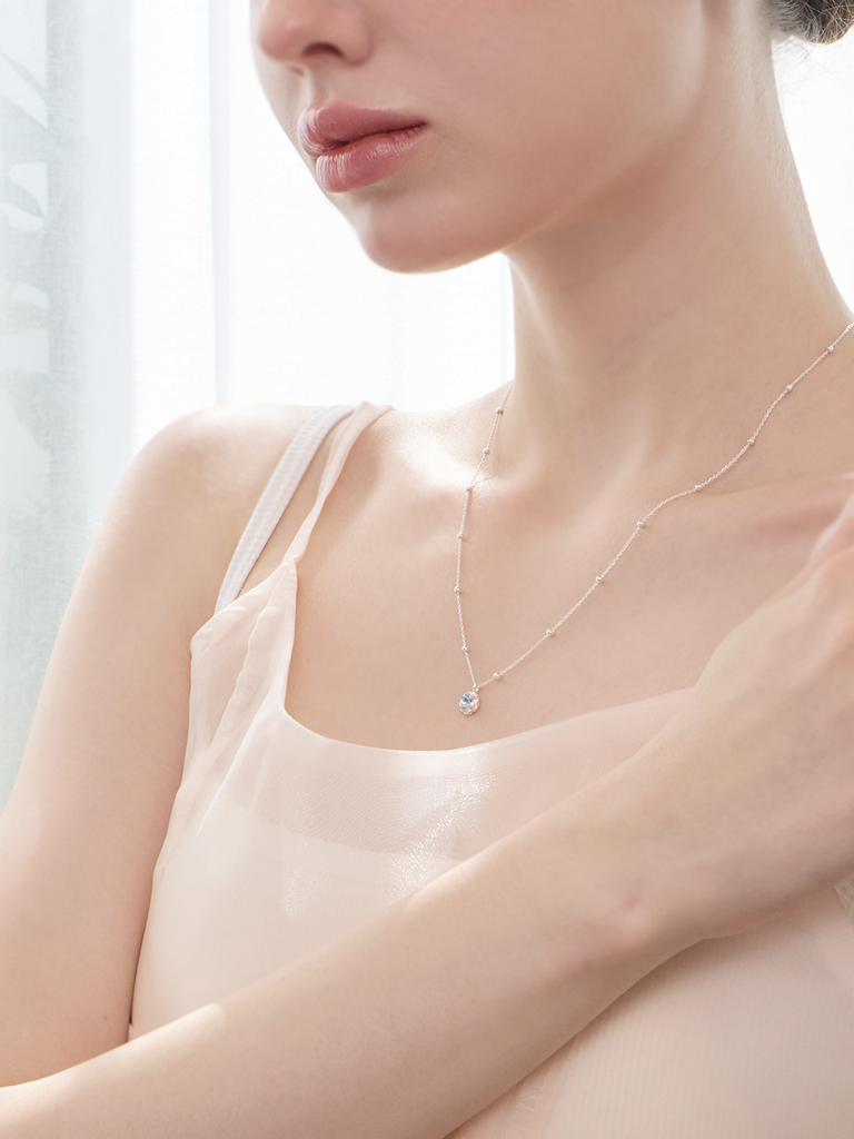 Lucore Silver 925 Aqua Flower Round Necklace