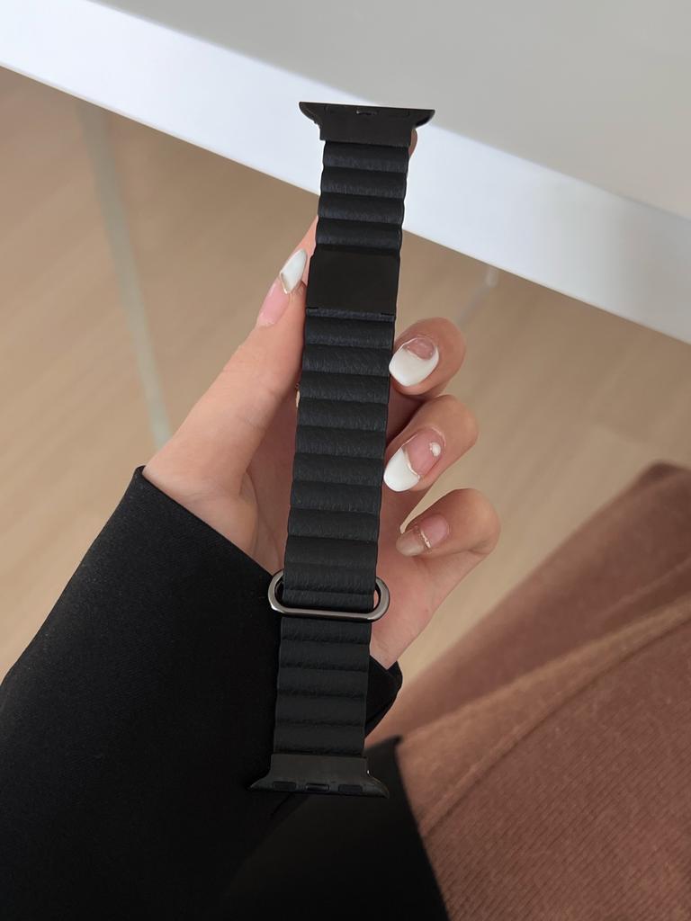 Magnetic Leather Band For Apple Watch 44 45 49mm 40 41mm 42 38mm 46mmMetal Stainless Steel Strap For iwatch 8 7 SE 6 5 4 3 2 S10