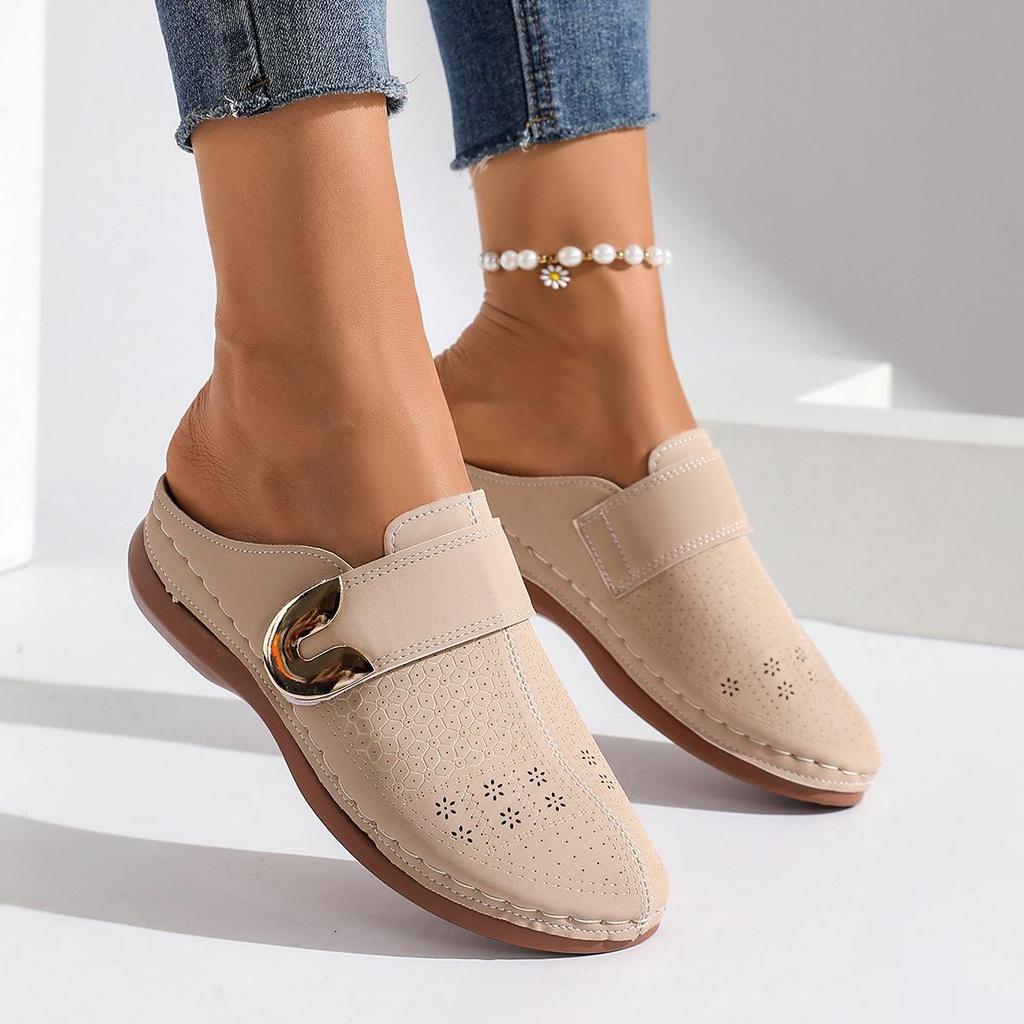 Übergröße Klettverschluss Sommer-Slipper für Damen mit geschlossener Zehenpartie - Atmungsaktiv und Lässig mit Metallakzent (Größe 43)