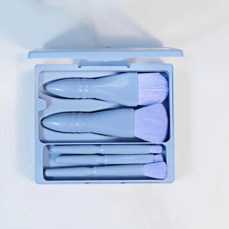5-Piece Travel Makeup Brush Set with Mirror Box - Includes Foundation and Eye Detail Brushes