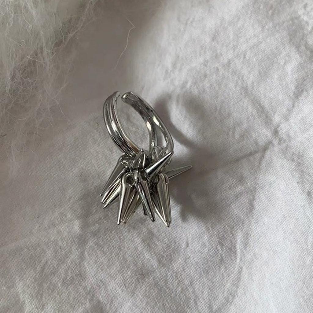 Adjustable Tassel Design Metal Ring Modern Fringe Design Metal Rings for Personalized Fashion Comfortable Wear Rings