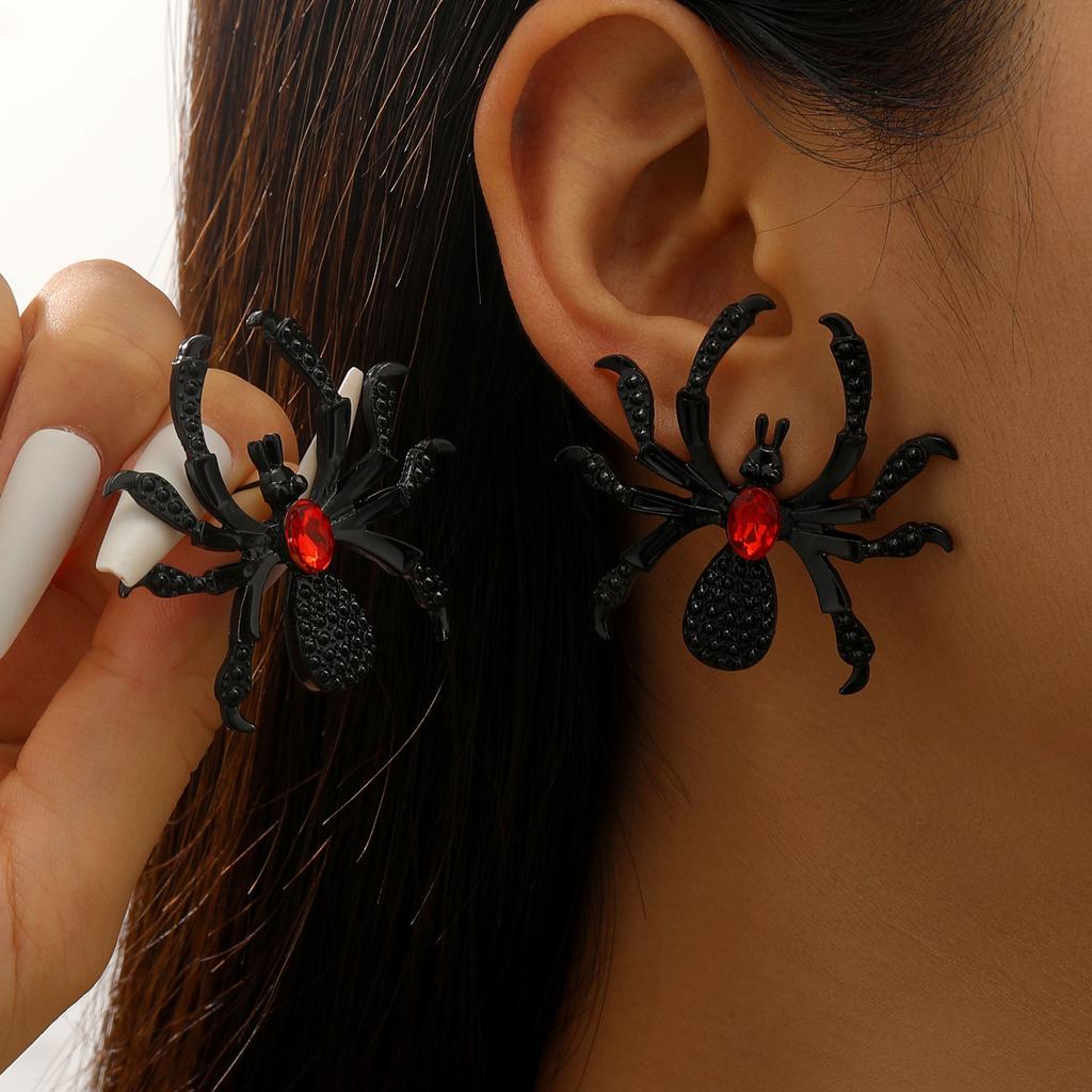 Exaggerated Black Spider Crystal Earring for Women Trendy Personality Dark Style Halloween Earrings Holiday Party Jewelry Gifts