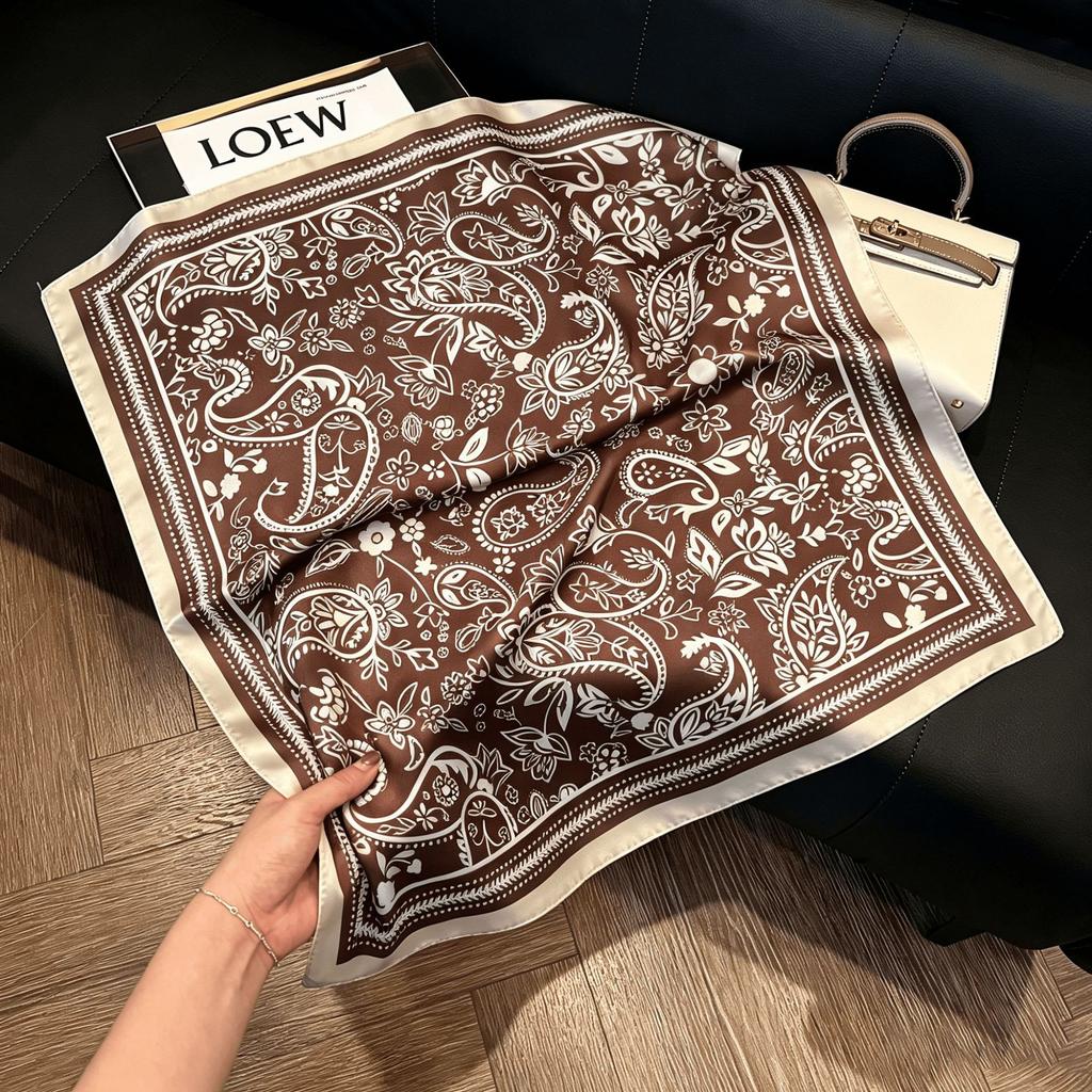 Lao Qian Feng Coffee Color Cashew Nut Silk Scarf Headscarf Versatile Neck Square Scarf Premium Sense Female Foreign Style Decorative Scarf Scarf