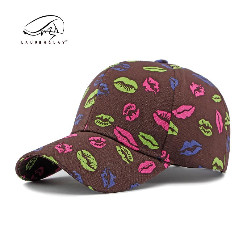 

Шляпа Женская Мода Принт Лип Принт Бейсболка Жесткий Верх Женская Кепка Уличная Солнцезащитная Путешествия Adjustable темно-коричневого