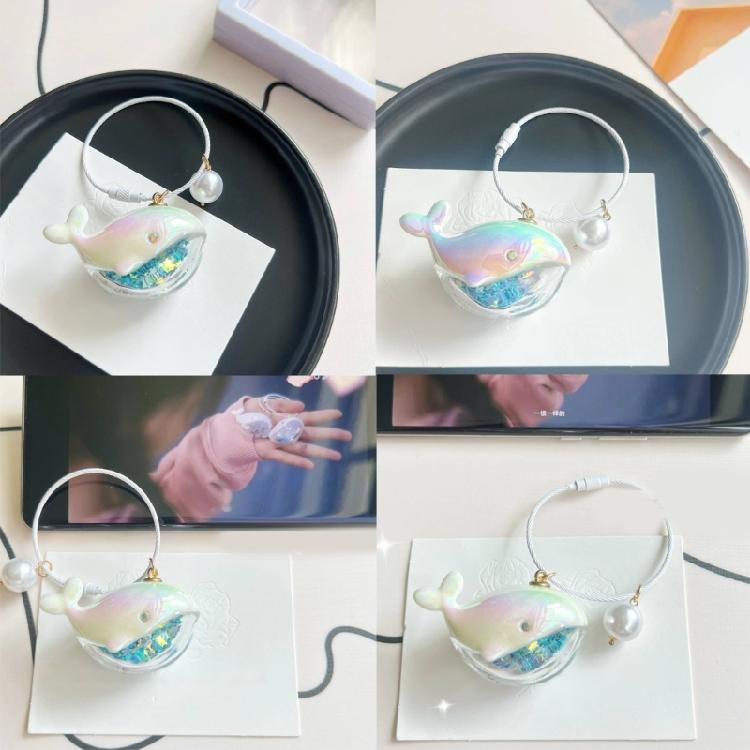 Pack of 2 Whale Keychains Bag Pendant Backpack Pendant Acrylic Texture Suitable for Couples and Individual Style