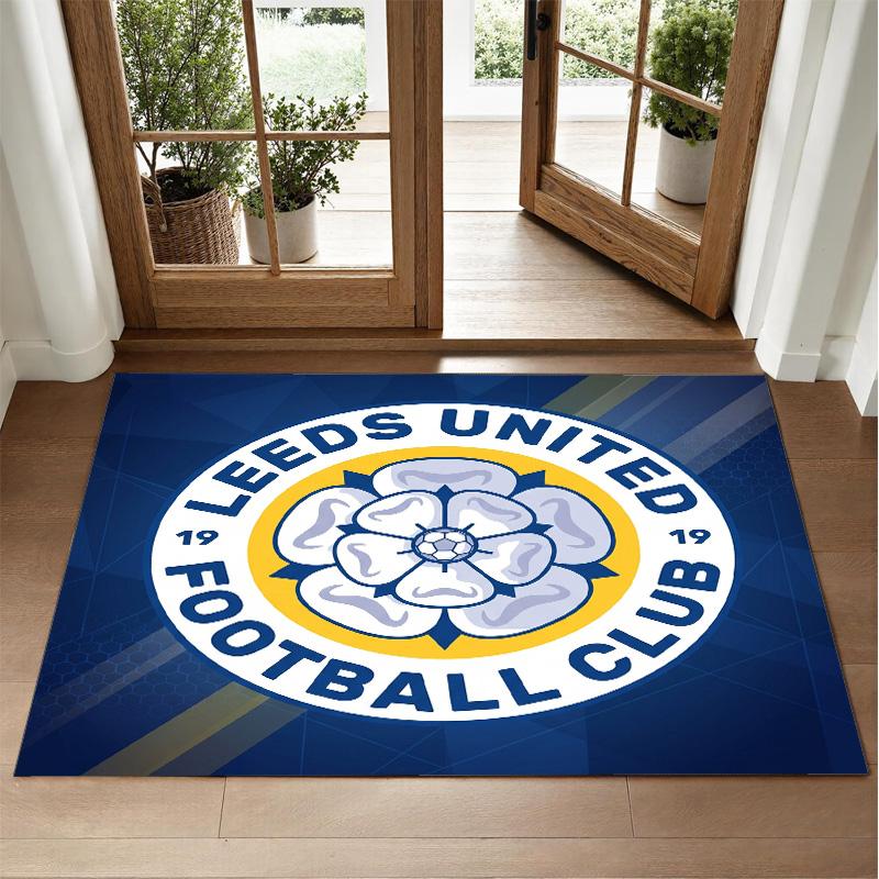 Leeds United Design Crystal Velvet Rug Soft Decorative Mat for Bedroom Entrance