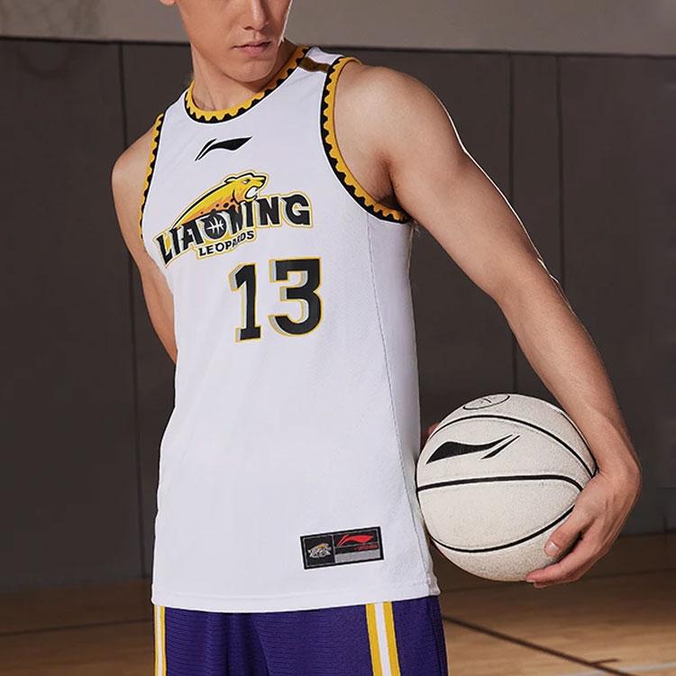 Li-Ning Camisola de Basquetebol CBA Edição Aliança Temporada 2021-2022 Equipa Liaoning Guo Ailun No. 13 Casa Masculino Tops Branco AAYR641-1