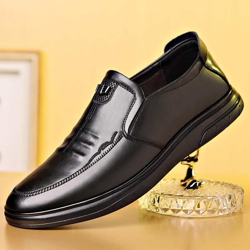

The first layer of cowhide men s shoes autumn breathable business casual leather shoes men s leather soft sole foot cover father shoes 44