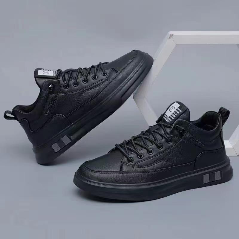Zhongbang Lightweight Men's Shoes New Autumn and Winter Leather Surface Non-slip Waterproof Casual Shoes Trendy Soft Sole Wear-resistant Shoes Men