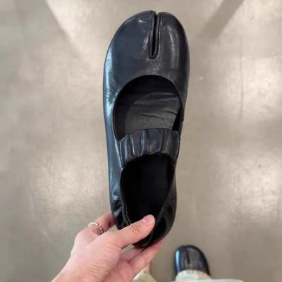 Hohe Version~ Koreanische Nischen-Schuhe mit flachem Mund und Mary-Jane-Schuhen, Schweinefuß-Schuhe mit geteilter Zehe, Neue Dameneinzelschuhe