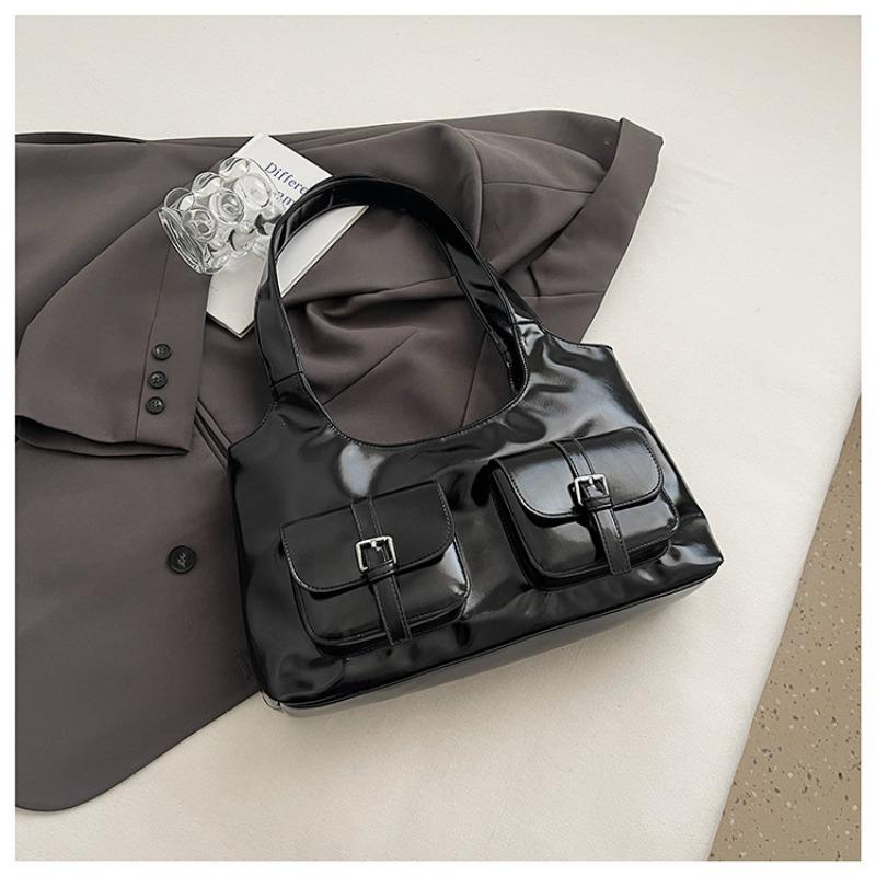 

Сумка большой вместимости женская летняя универсальная новая повседневная нишевая на плечо подмышку сумка для покупок для通勤 чёрный