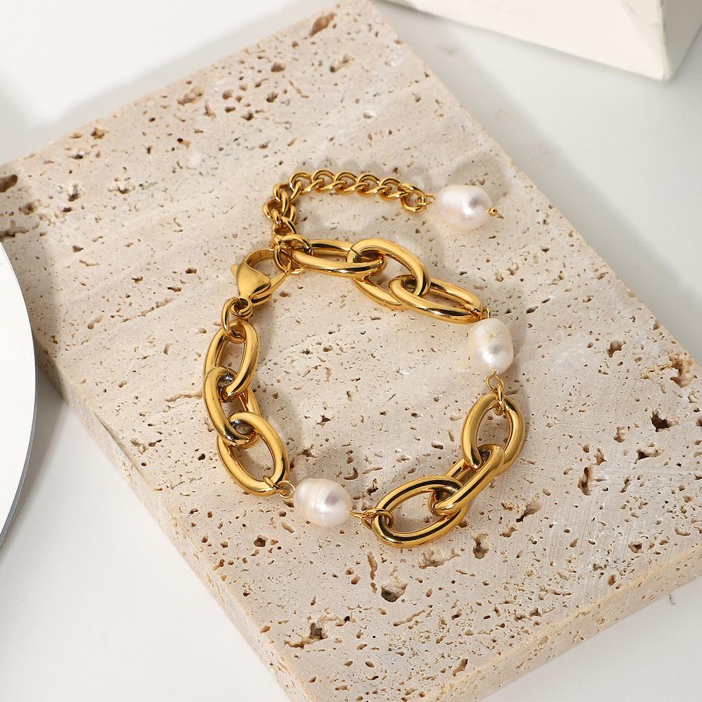 Yori High Quality Stainless Steel Natural Pearls Bracelet Golden Wholesale Jewelry 18K PVD Plated Waterproof