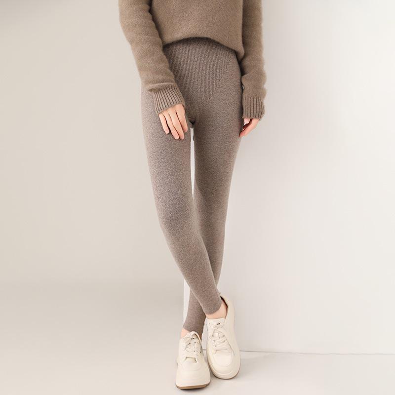 

2024 Women s Pure Wool Base Layer Pants, Autumn/Winter, High Waist, Slimming, Warm, Thin, Wear Inside or Outside Medium