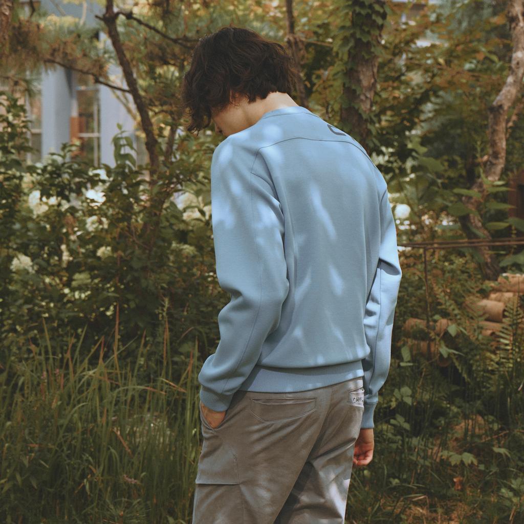 CHALLENGER Men'S Big Logo Cut-Out Long Sleeve Sweatshirt Pale Blue