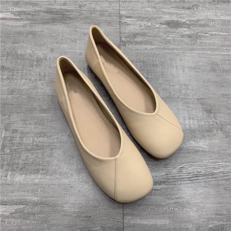 Women's Slip on Leather Loafers Spring Autumn Fashion Ballet Shoes Ladies Casual Round Toe Cute Flats Nurse Shoes Sneakers