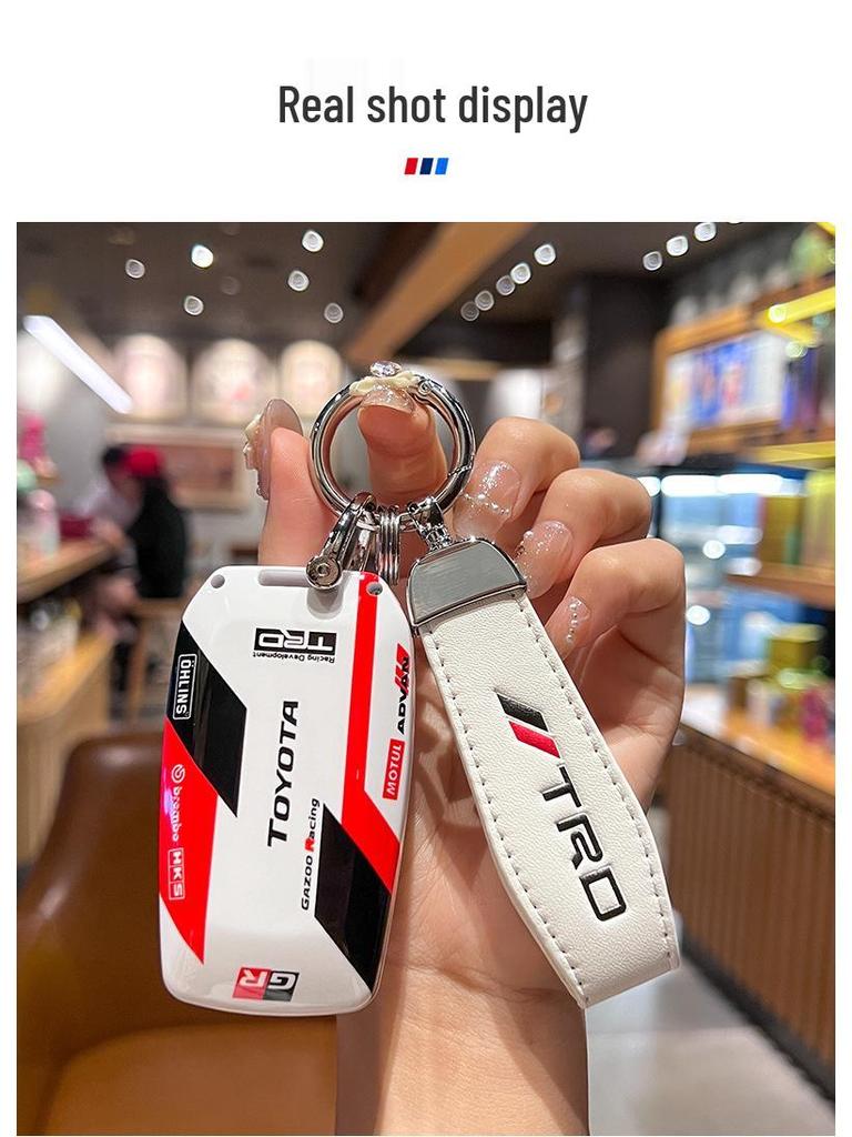 Pokrowiec na kluczyk Toyota Camry, Corolla, Levin, Avalon, Highlander, RAV4, CHR z metalową klamrą
