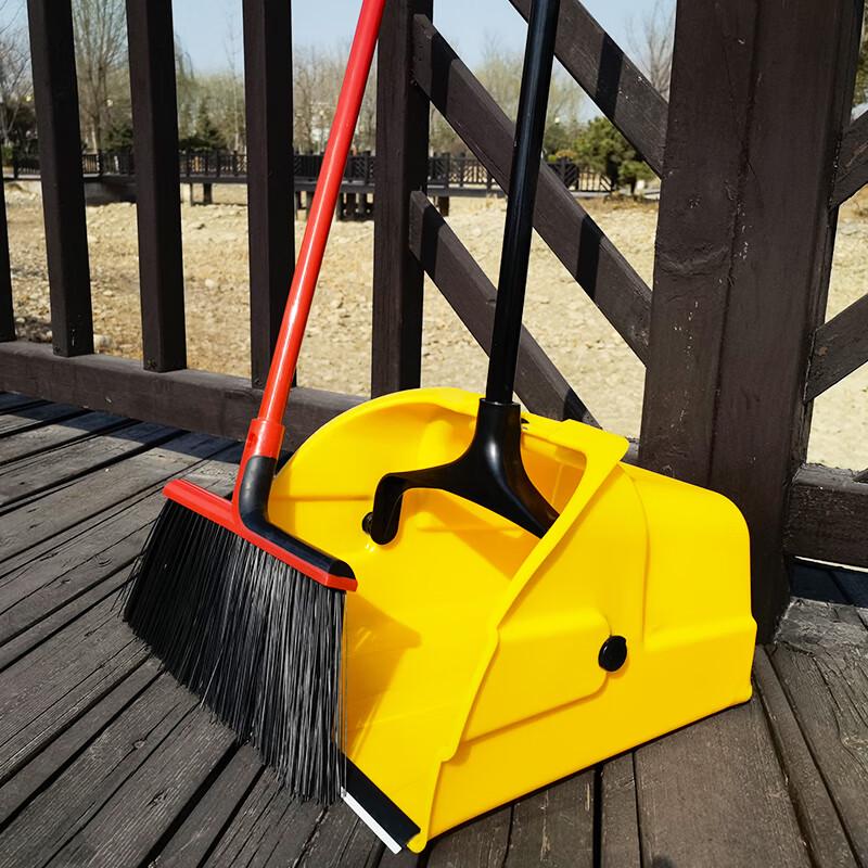 JNL Outdoor Hard Bristle Broom