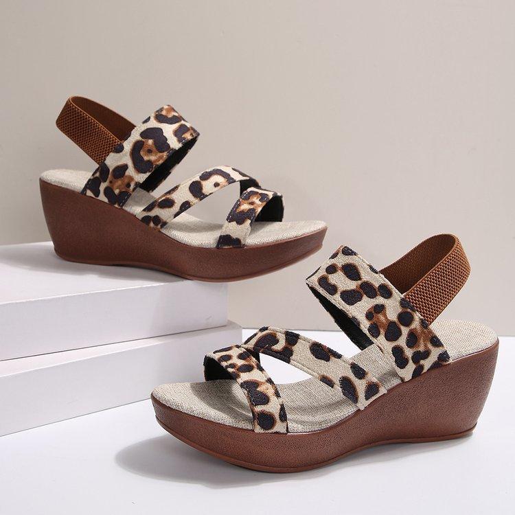 Large size one-word sandals with fish mouth summer new leopard print platform out beach sandals women