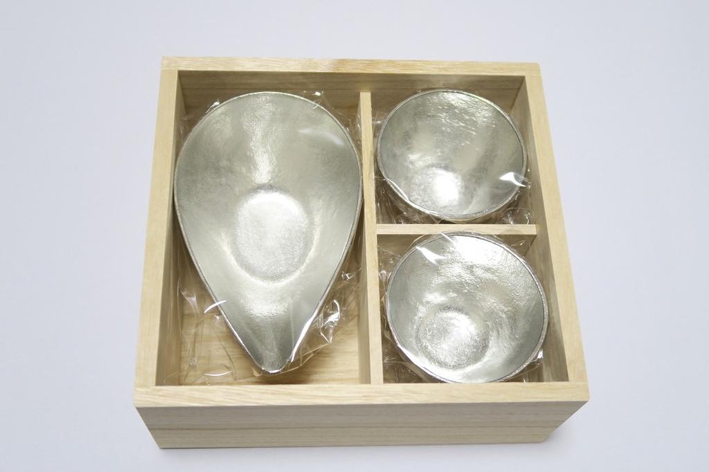 Nousaku Katakuchi Guinomi Set of 2 Katakuchi Small Guinomi Paulownia Box Set -