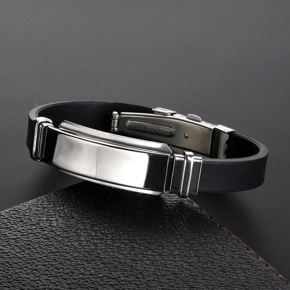 

2018 Trendy Leather and Stainless Steel Bracelet