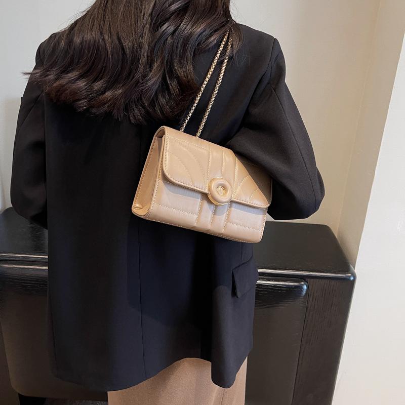 Solid Color Autumn 2025 New Retro Simple Casual Chain Texture Crossbody Shoulder Small Square Women's Bag