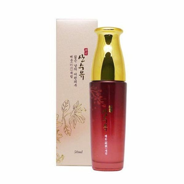 Cornus officinalis essence women s cosmetics moisturizing women s essence 50ml