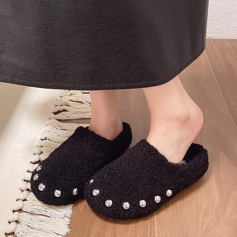 

Модная брендовая обувь для женщин 2024 года, осень-зима, новый корейский стиль, модные женские плюшевые тапочки, удобные и теплые тапочки с закрытым носком 40 чёрный