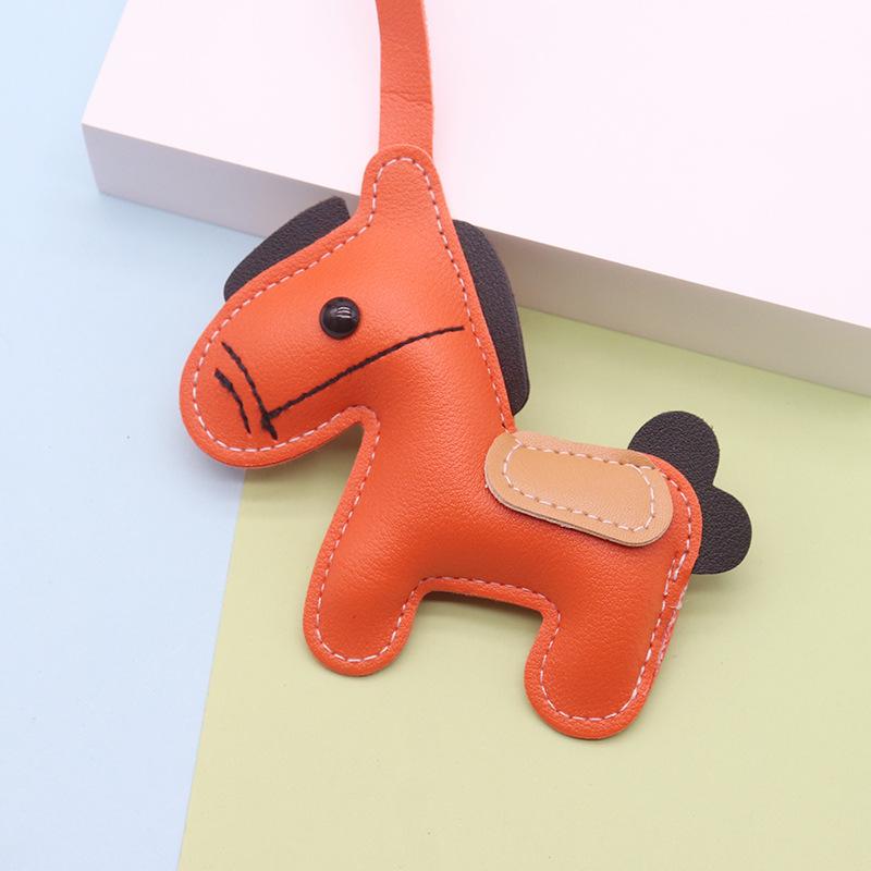 Leder Cartoon Pferd Anhänger: Vielseitige Tasche & Autoschlüssel-Accessoire