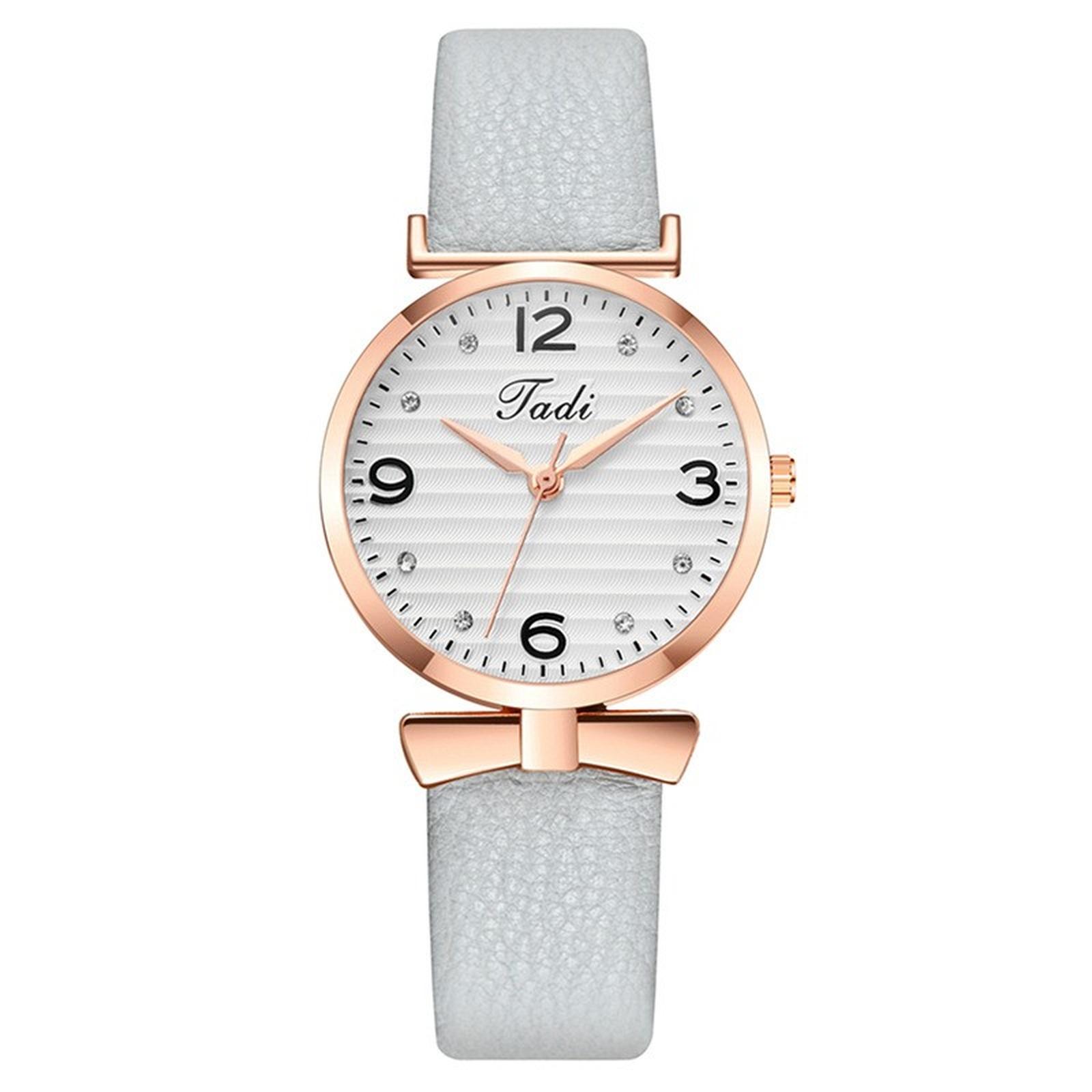 

Women Fashion Leather Watch One Size