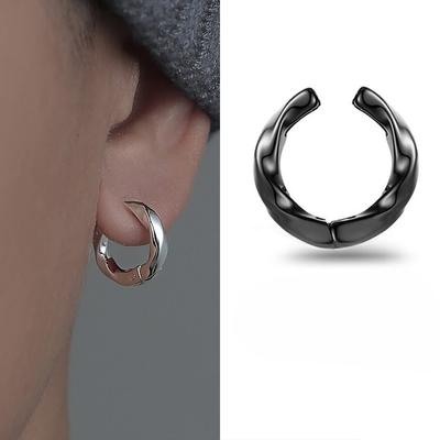 Boucles d'Oreilles Manchette Sans Trou d'Oreille pour Hommes, au Look Sophistiqué. Clous d'oreille creux factices pour style Hip-hop.