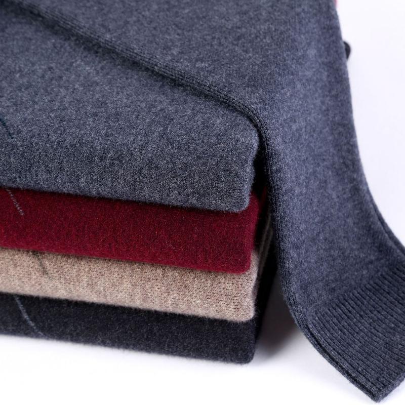 Man Autumn and Winter Clothes Middle-aged V-neck Sweater Men's Thickened Sweater Knitted Base Shirt