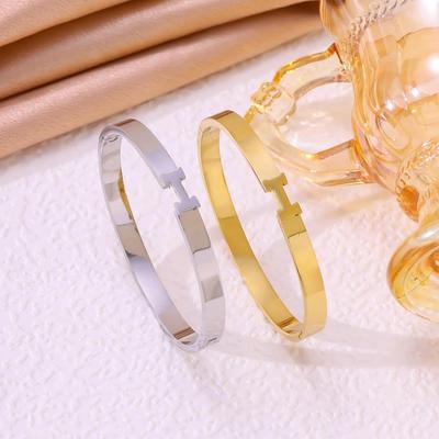 18K Gold-Plated Titanium Steel Bracelet – European & American Fashion, Fade-Resistant
