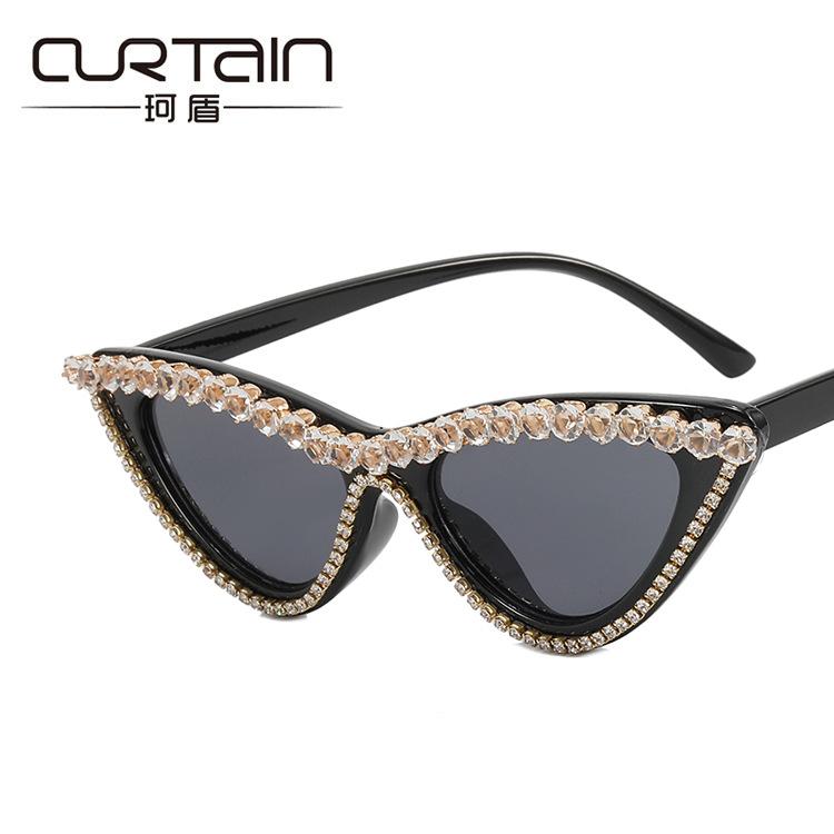 Diamond triangular cat's eye sunglasses New trendy fashion sunglasses Versatile personality exaggerated tide