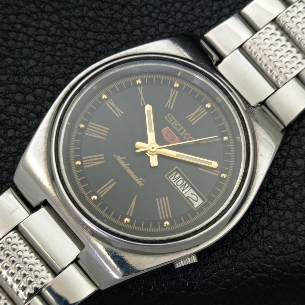 ORIGINAL VINTAGE SEIKO 5 AUTOMATIK JAPAN HERREN SCHWARZES ZIFFERBLATT UHR a500146-2 R151a-a500146