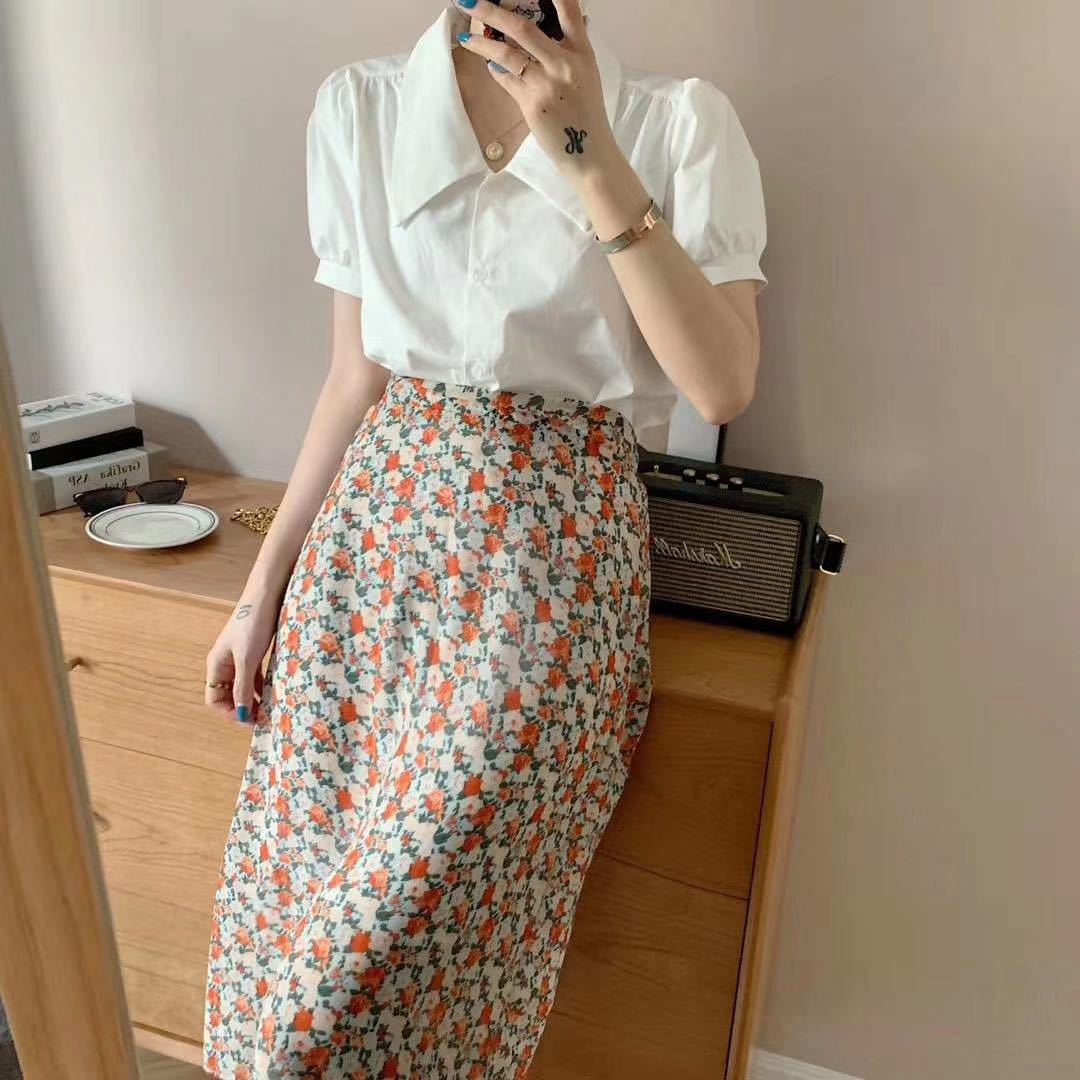 

Маленькая юбка из шифона с цветочным принтом «Маргаритки» женская летняя с высокой талией свободная средней длины One Size оранжевый