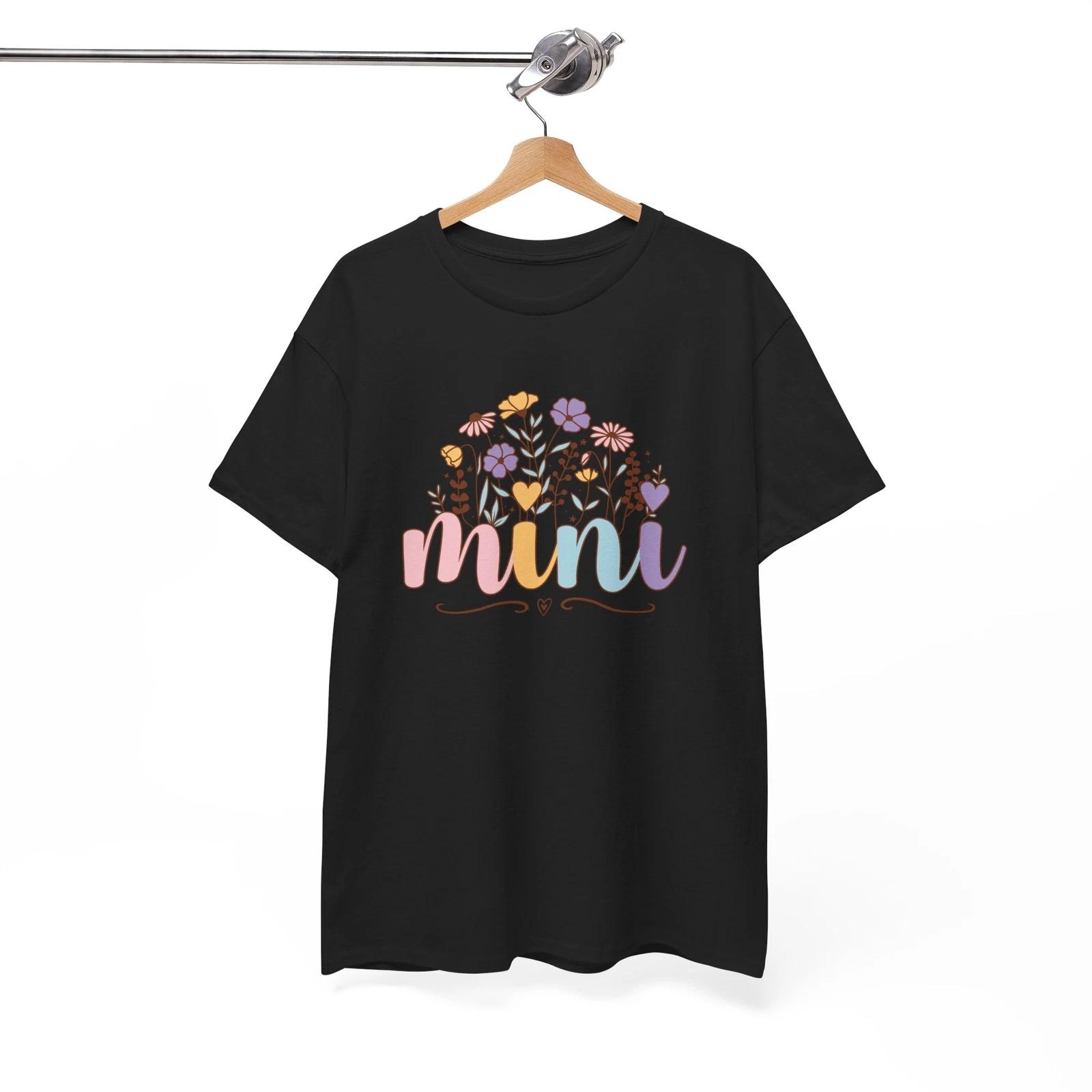 

Ain’t No Hood Like Motherhood T-Shirt | Funny Mom Life Tee | Gift 4XL