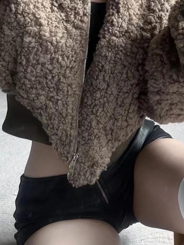 Black Low-Waist PU Leather Ultra-Shorts for Women - Summer 2026 Arrival