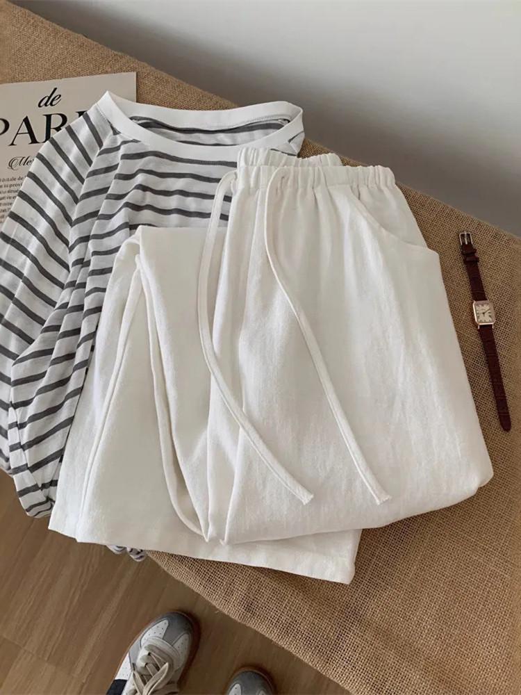 White Linen Wide-Leg Women’s Pants - Summer 2026 Old Money Style, Lightweight Loose Drape, Casual Straight-Leg.