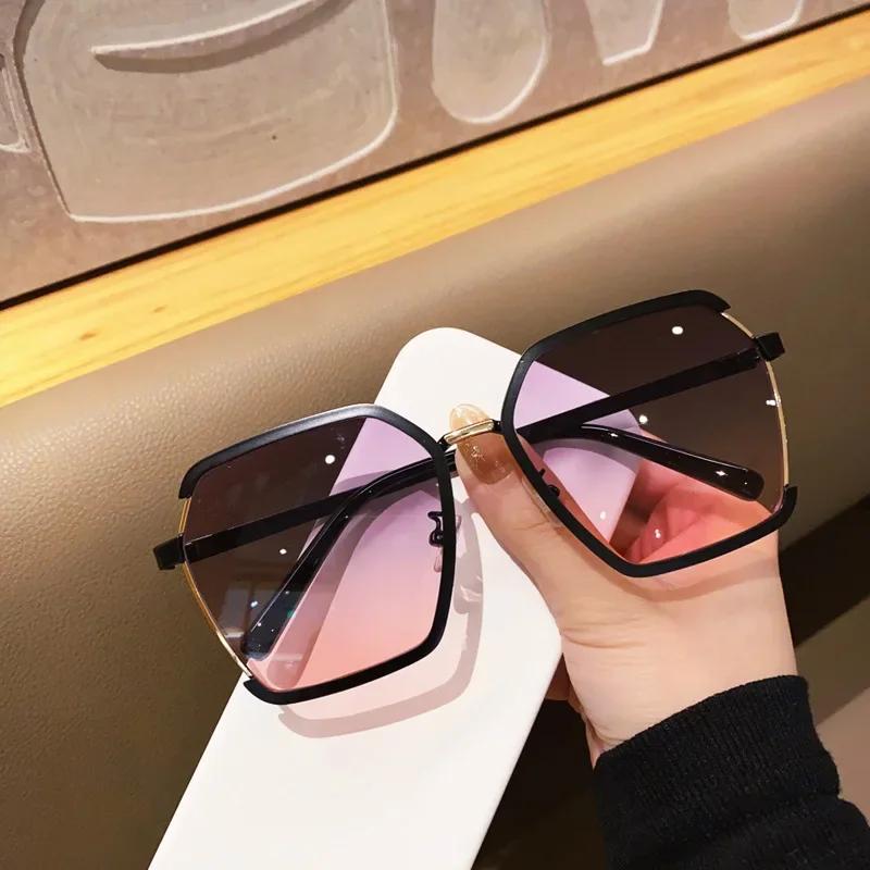 New Sunglasses Women Rimless Square Sun Glasses Luxury Ladies Personality Shades Gradient Eyewear Uv400