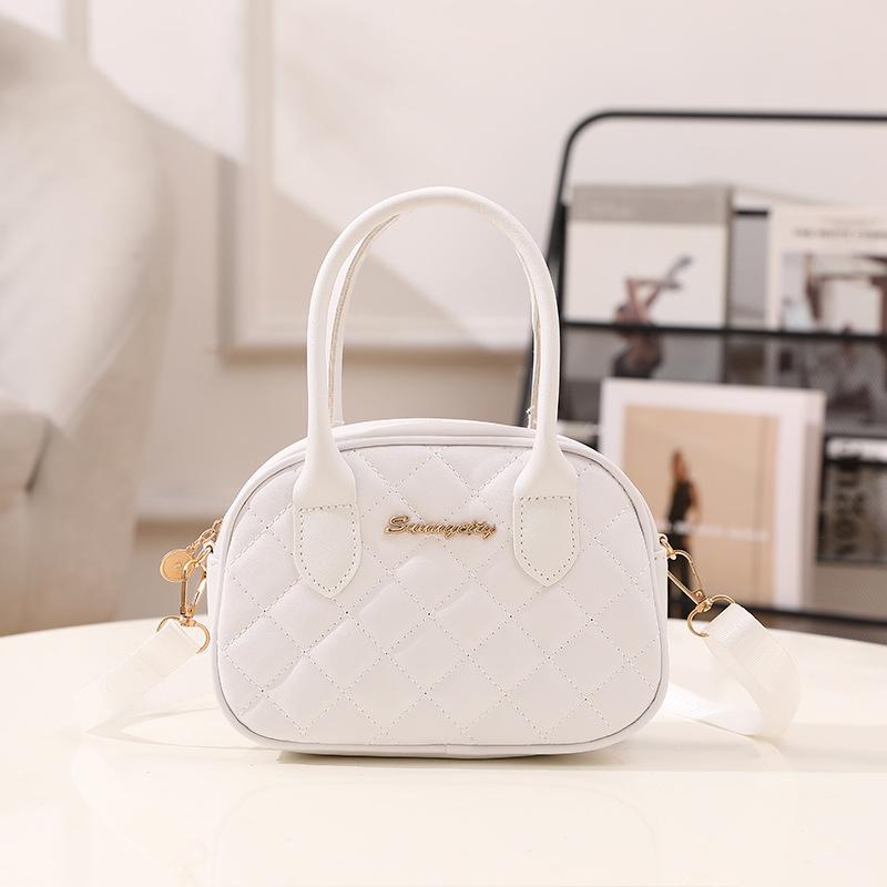 Fashion Hand Bag Women's New Spring and Summer Letter Diamond Pillow Bag Korean Shoulder Messenger Bag