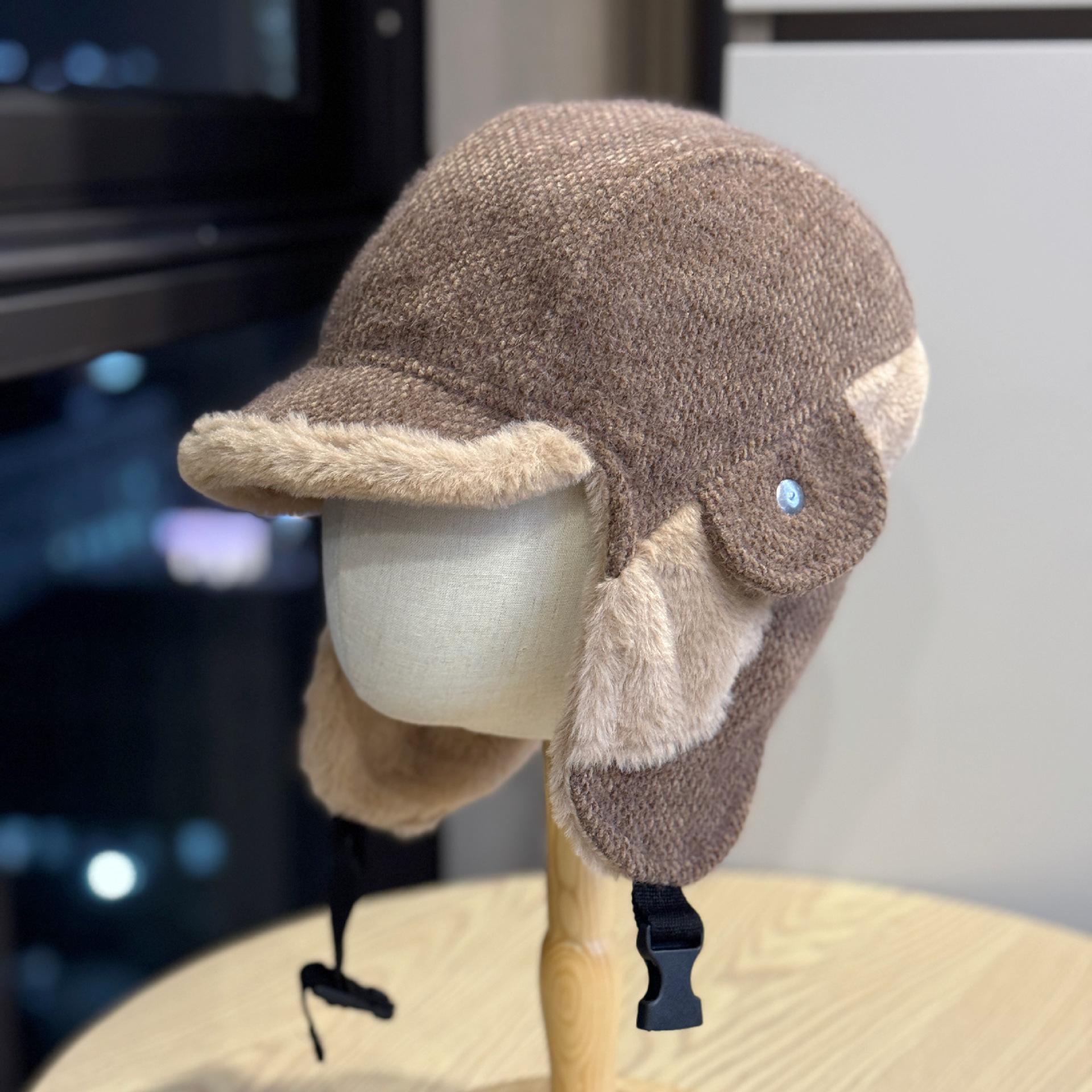 

Уличная велосипедная шапка Лей Фэн в корейском стиле для женщин, модная бархатная утолщенная теплая шапка с защитой ушей для защиты от холода one size