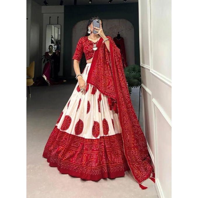 Dames Bandhej Trykt Tussar Silke Lehenga Choli Sett, Usydd Bluse