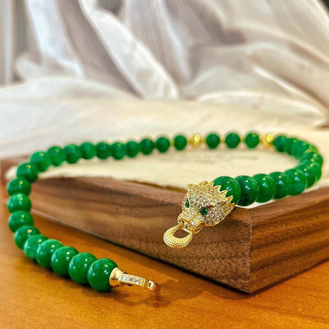 Vintage Jade Emperor Green Quartzite National Style Necklace Clavicle Chain Premium Sense Necklace